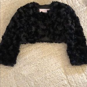 Baby girls black faux fur shawl NEW
